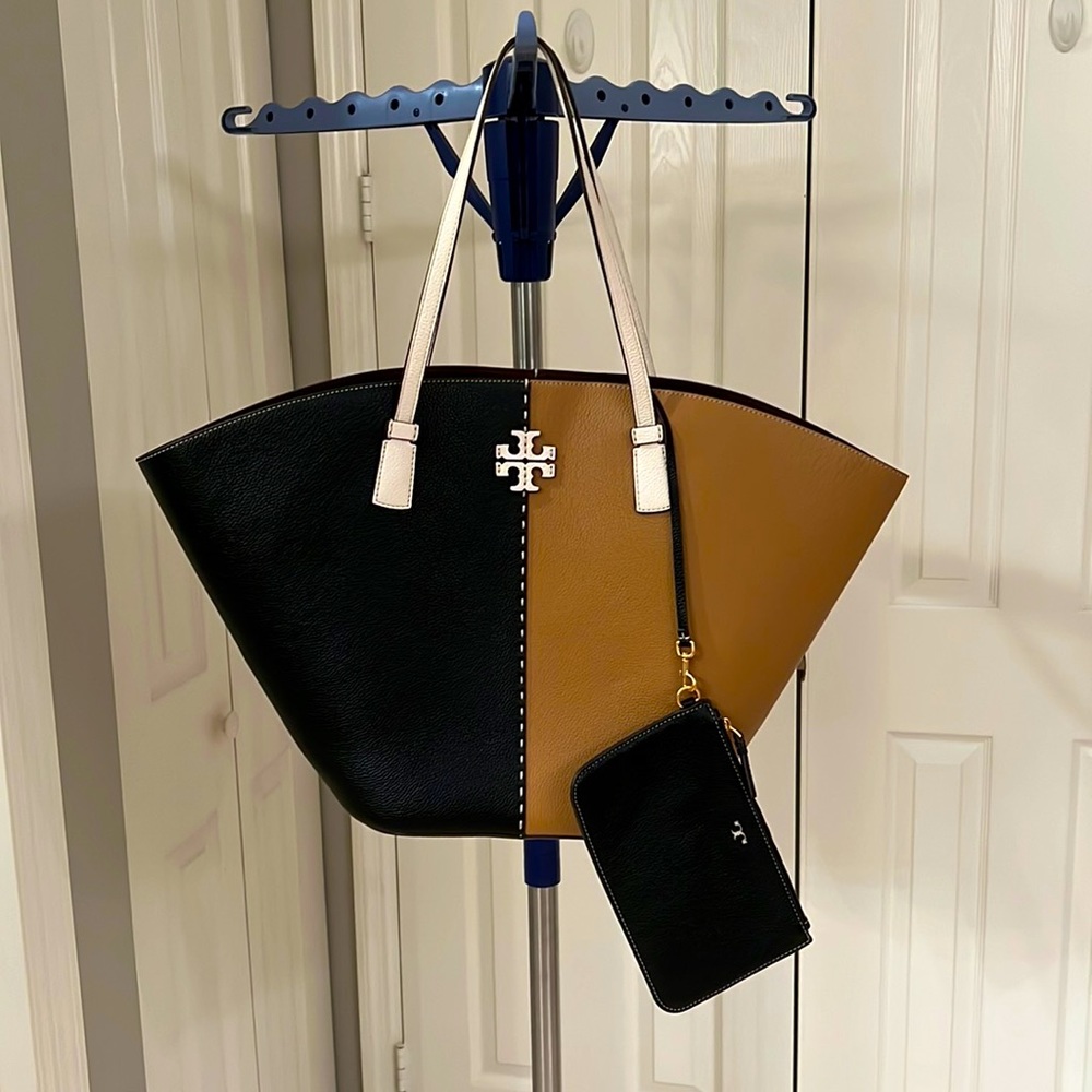 Tory Burch EXTRA LARGE shopping tote